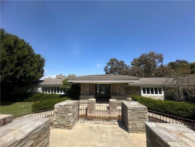 Beach Home For Sale in Rolling Hills, California