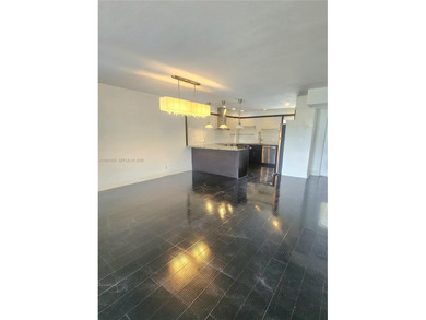 Beach Condo For Sale in Sunrise, Florida