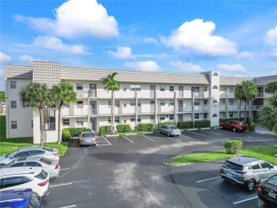 Beach Condo For Sale in Sunrise, Florida