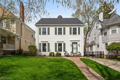 Beach Home Sale Pending in Lakewood, Ohio