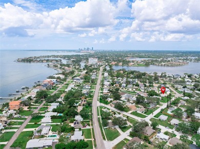 Beach Home For Sale in St. Petersburg, Florida