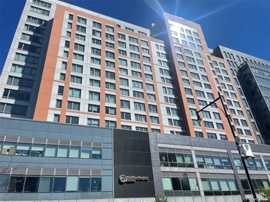 Beach Condo For Sale in Flushing, New York