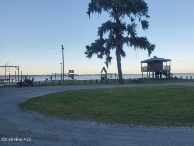 Beach Lot For Sale in Blounts Creek, North Carolina