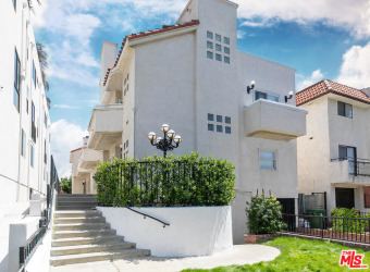 Beach Home Off Market in Venice, California