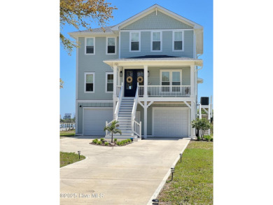 Beach Home For Sale in Sneads Ferry, North Carolina