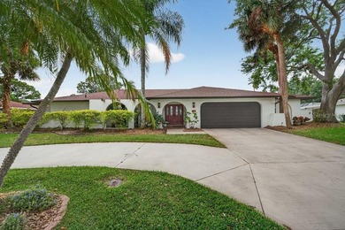 Beach Home For Sale in Sarasota, Florida