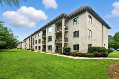 Beach Condo For Sale in Northfield, New Jersey