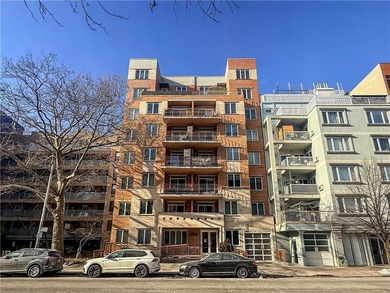 Beach Condo For Sale in Brooklyn, New York