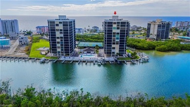 Beach Home Sale Pending in Bonita Springs, Florida