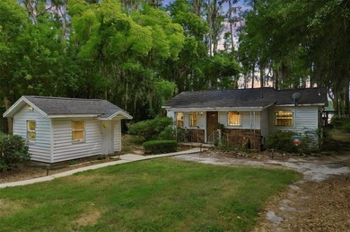 Beach Home Sale Pending in Land O Lakes, Florida