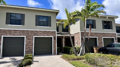 Beach Townhome/Townhouse For Sale in Deerfield Beach, Florida