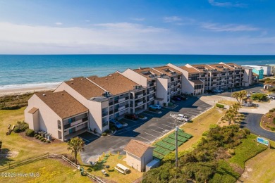 Beach Condo For Sale in Pine Knoll Shores, North Carolina