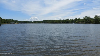 Beach Lot Active Under Contract in Oriental, North Carolina