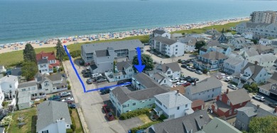 Beach Condo For Sale in Old Orchard Beach, Maine