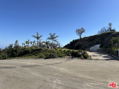 Beach Lot For Sale in Malibu, California