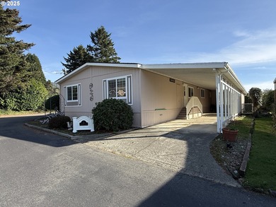 Beach Home For Sale in Brookings, Oregon