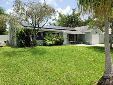Beach Home For Sale in Port Saint Lucie, Florida