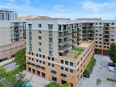 Beach Condo For Sale in Miami, Florida