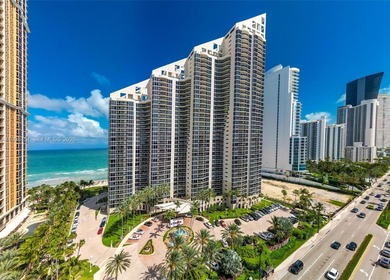 Beach Condo For Sale in Sunny Isles Beach, Florida