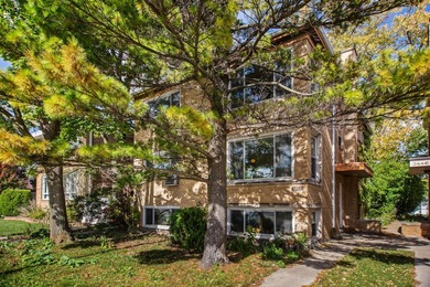 Beach Home Active Under Contract in Skokie, Illinois