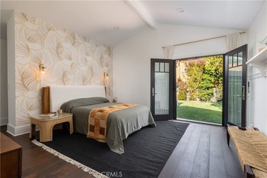 Beach Townhome/Townhouse For Sale in Long Beach, California