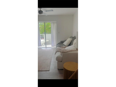 Beach Condo For Sale in Miami Beach, Florida