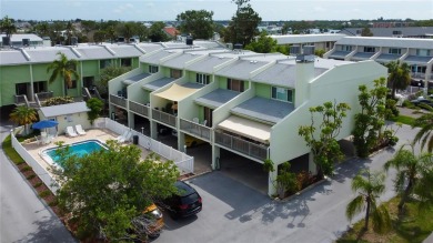 Beach Condo For Sale in Indian Rocks Beach, Florida