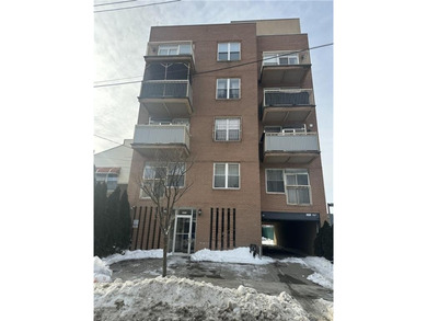 Beach Condo For Sale in Brooklyn, New York