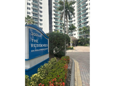 Beach Condo For Sale in Hollywood, Florida