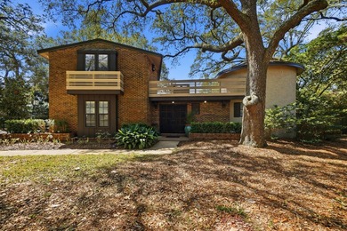 Beach Home Sale Pending in Niceville, Florida
