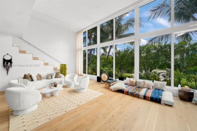 Beach Home For Sale in Miami Beach, Florida