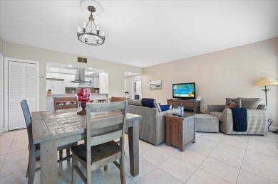 Beach Condo For Sale in Wellington, Florida