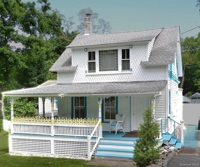 Beach Home For Sale in Setauket, New York