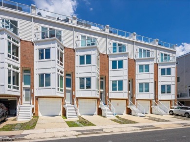 Beach Townhome/Townhouse For Sale in Ventnor, New Jersey