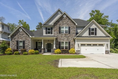 Beach Home For Sale in Hampstead, North Carolina
