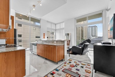 Beach Condo For Sale in Miami, Florida