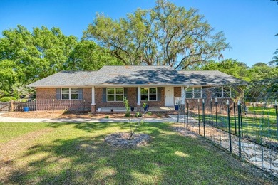 Beach Home For Sale in Tallahassee, Florida
