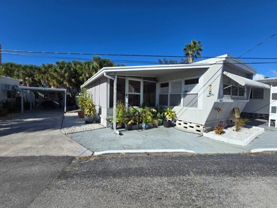 Beach Home For Sale in South Pasadena, Florida