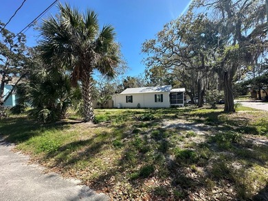 Beach Lot For Sale in Cedar Key, Florida
