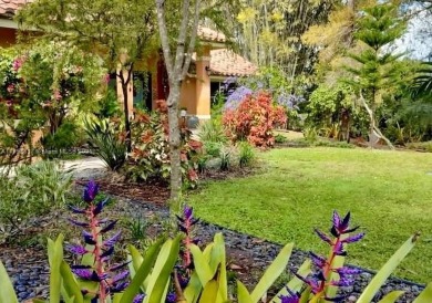 Beach Home Sale Pending in West Palm Beach, Florida