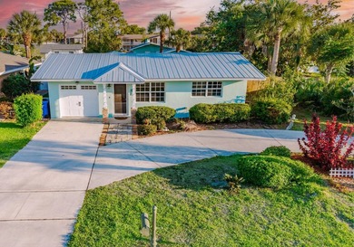 Beach Home For Sale in Venice, Florida