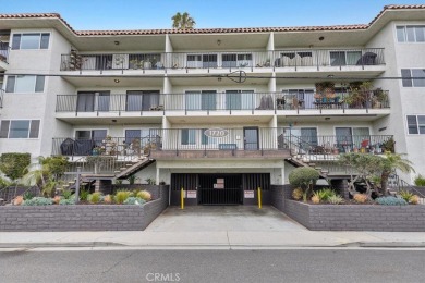 Beach Condo Sale Pending in Hermosa Beach, California