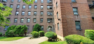 Beach Home Sale Pending in Flushing, New York