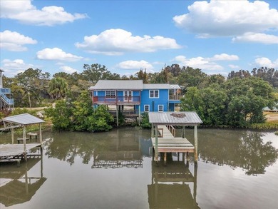 Beach Home For Sale in Cedar Key, Florida