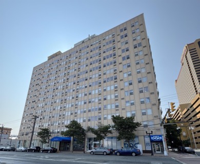 Beach Condo Sale Pending in Atlantic City, New Jersey
