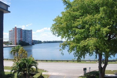 Beach Condo For Sale in Miami, Florida