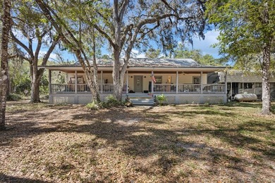 Beach Home For Sale in Cedar Key, Florida