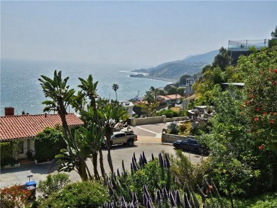 Beach Lot For Sale in Pacific Palisades, California