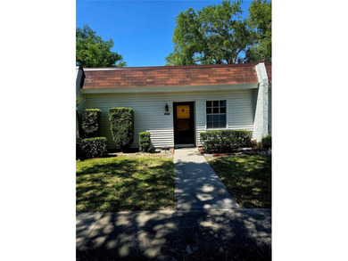 Beach Condo For Sale in Seminole, Florida