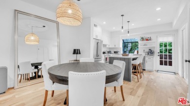 Beach Condo For Sale in Santa Monica, California